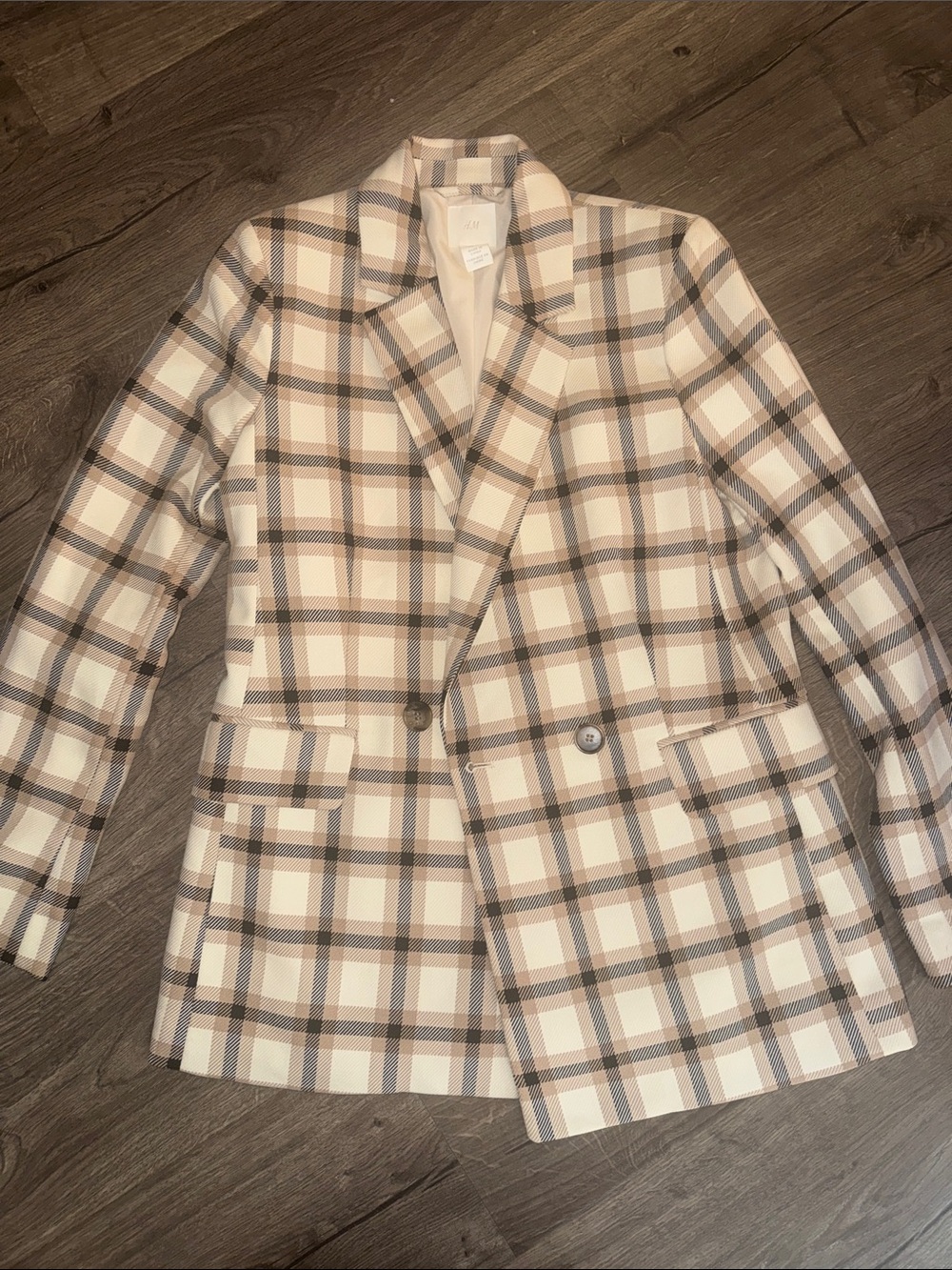 H&M Plaid Double-Breasted Blazer in Cream and Brown